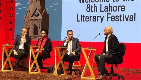  Lahore Literary Festival 2018: Pakistanin Politiikka ja Kulttuuri Tutustuttavat Kirjallisuuden Tähteen